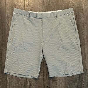New G/FORE Gray Striped Seersucker Shorts - size 40